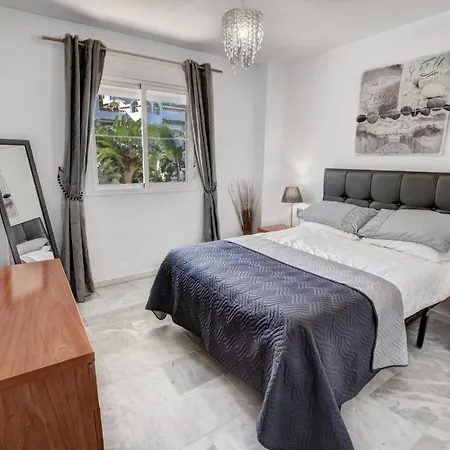 TIMON II, Luxury 3 bedroom Beachside Apartment Benalmádena Buitenkant foto
